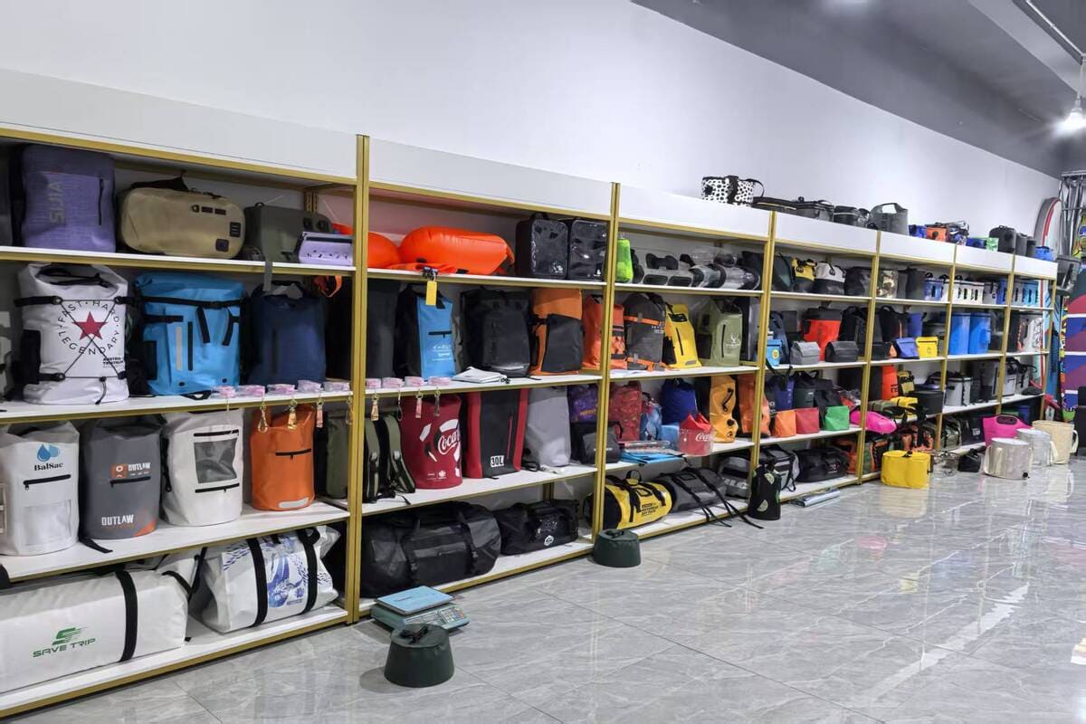 factory showroom warehouse 01