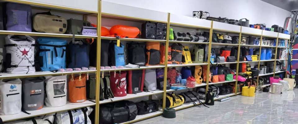 factory showroom warehouse 01